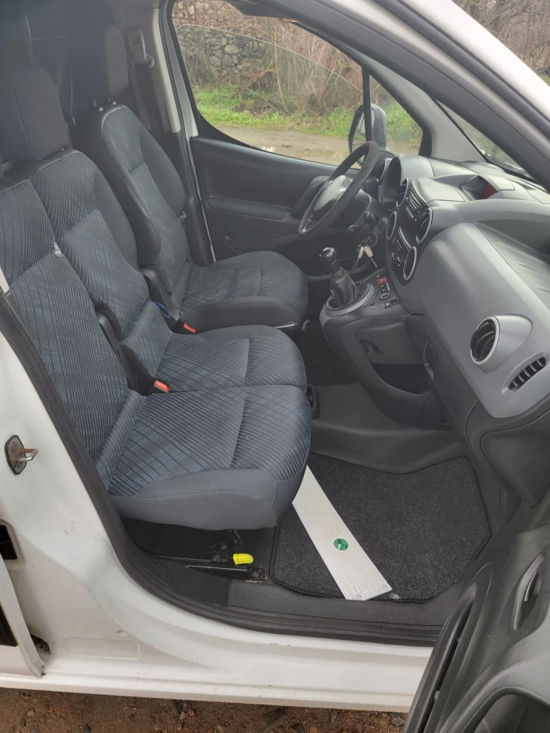 Peugeot Partner, снимка 9 - Автомобили и джипове - 53114411