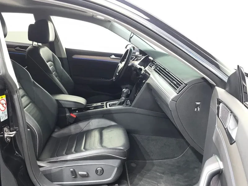 VW Arteon 2.0 TDI - САМО 30% АВАНС, снимка 11 - Автомобили и джипове - 55895284