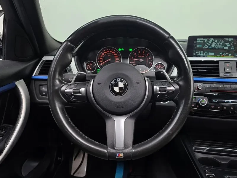 BMW 330 (F30) 320I M Sports, снимка 12 - Автомобили и джипове - 56116163