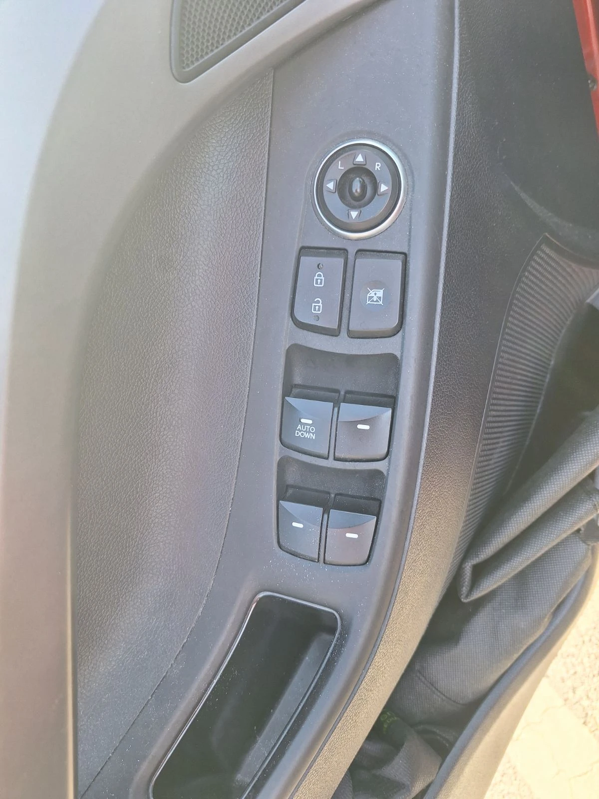 Hyundai Elantra | Mobile.bg   4