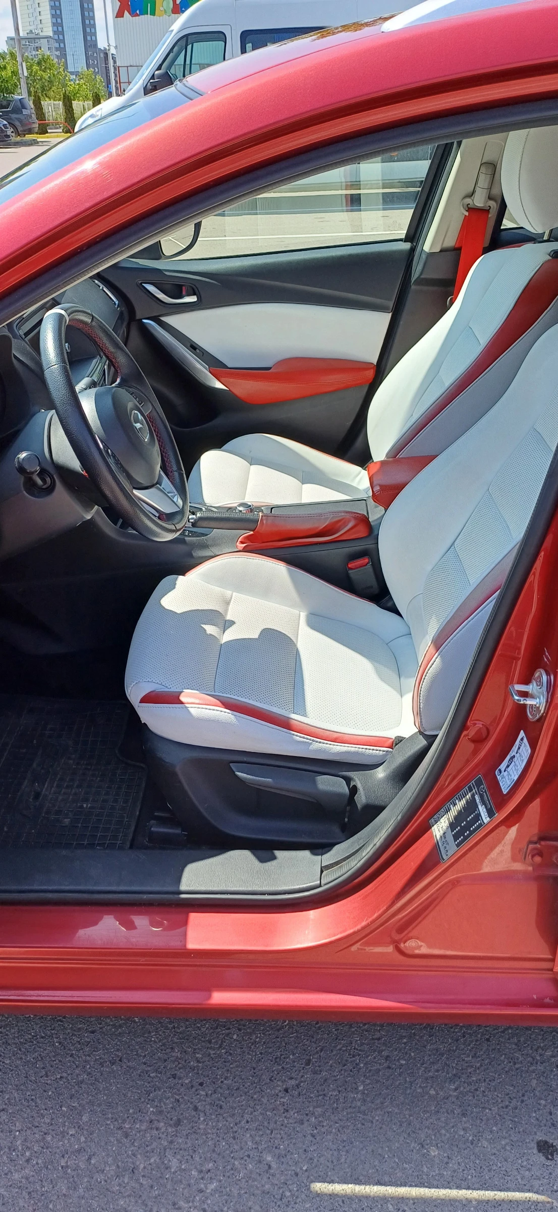 Mazda 6 2.2 | Mobile.bg � ����������� 12