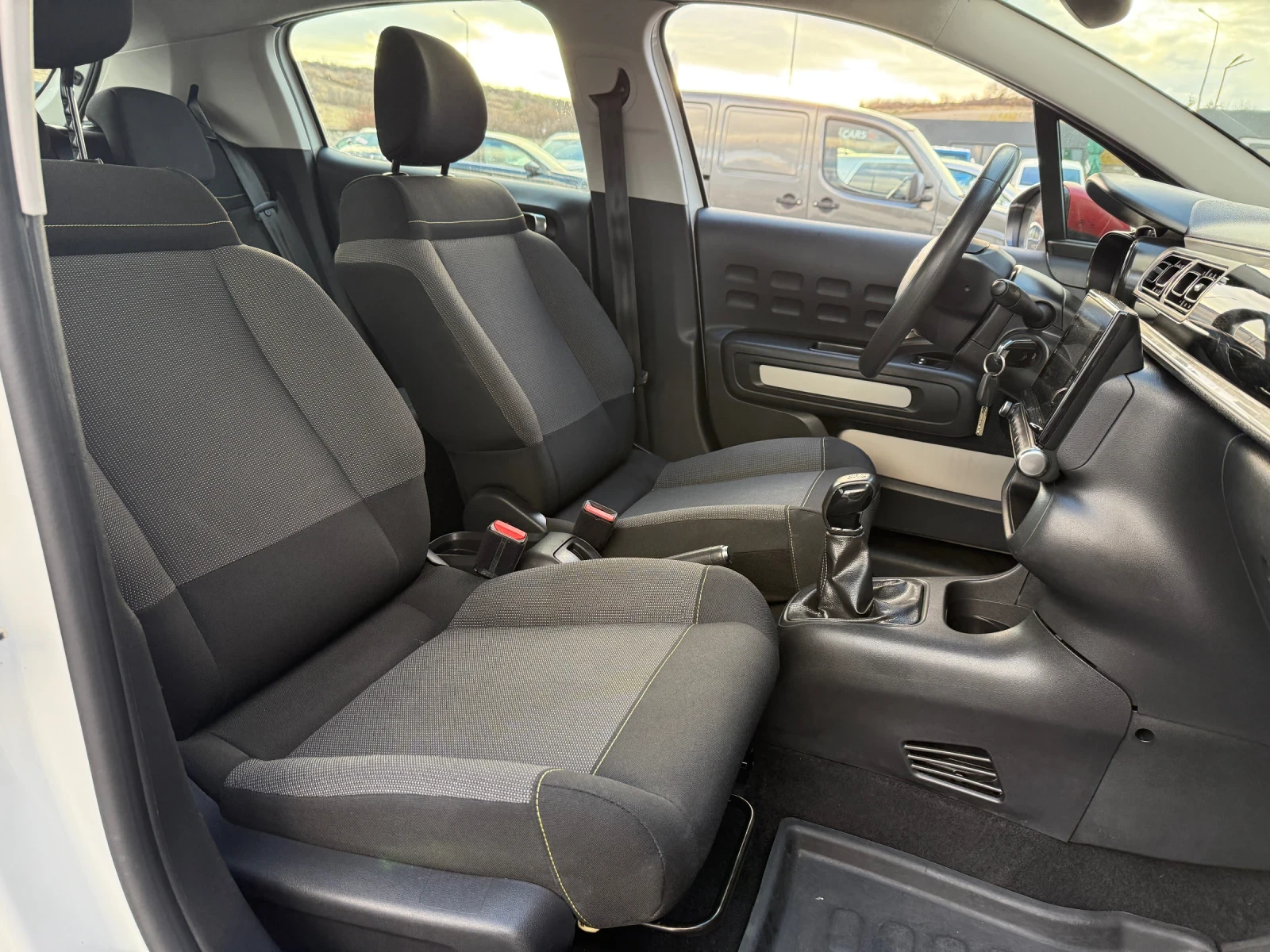 Citroen C3 1.2 i (KTEO, COC) | Mobile.bg � ����������� 11