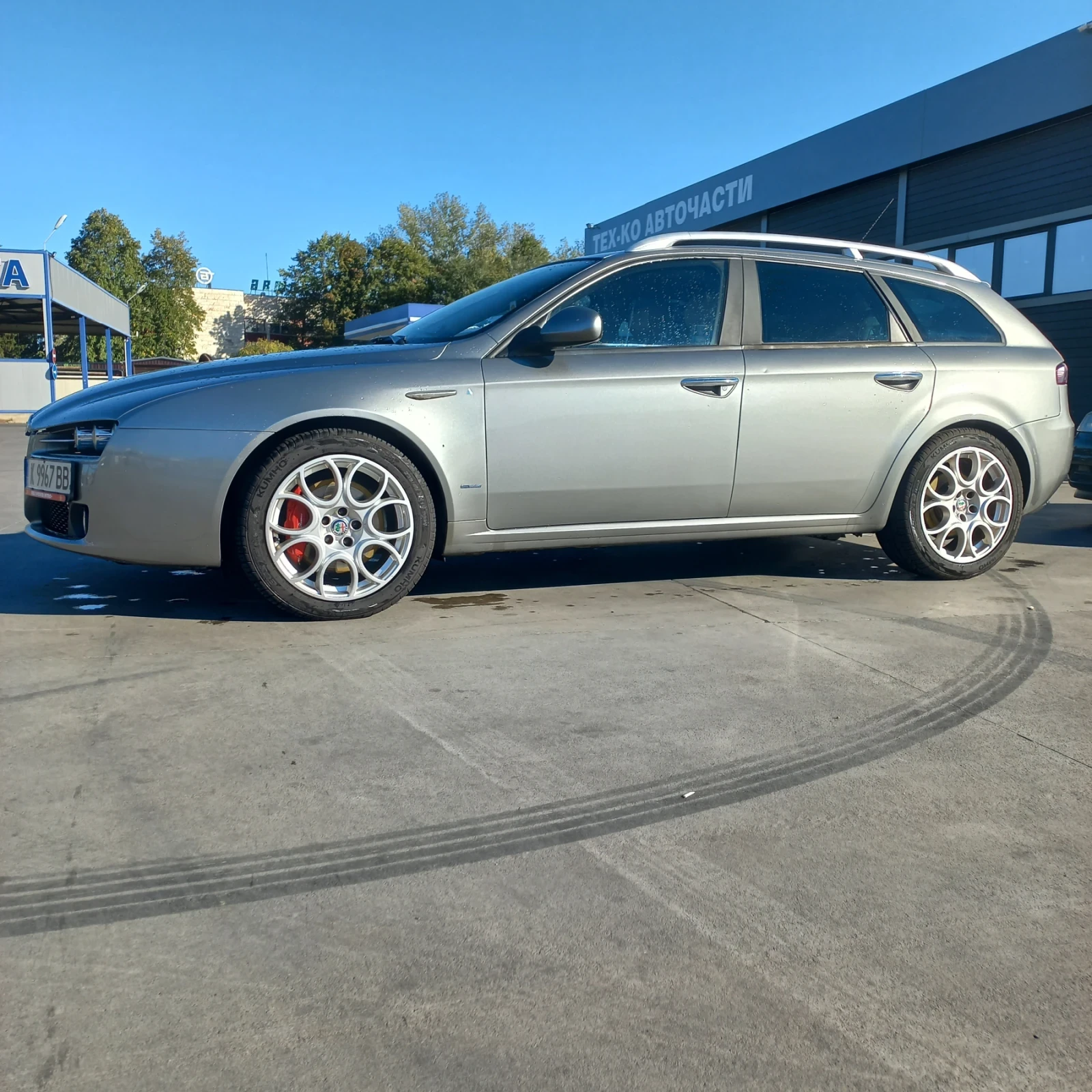 Alfa Romeo 159 sportwagon 2.4 JTD 200к.с. НАПЪЛНО ОБСЛУЖЕНА.