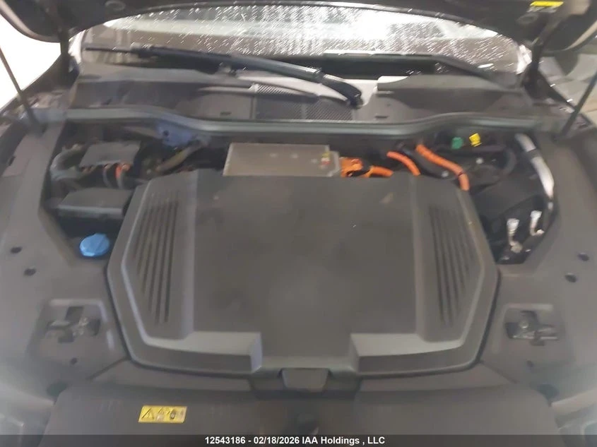 Audi E-Tron PRESTIGE - изображение 8