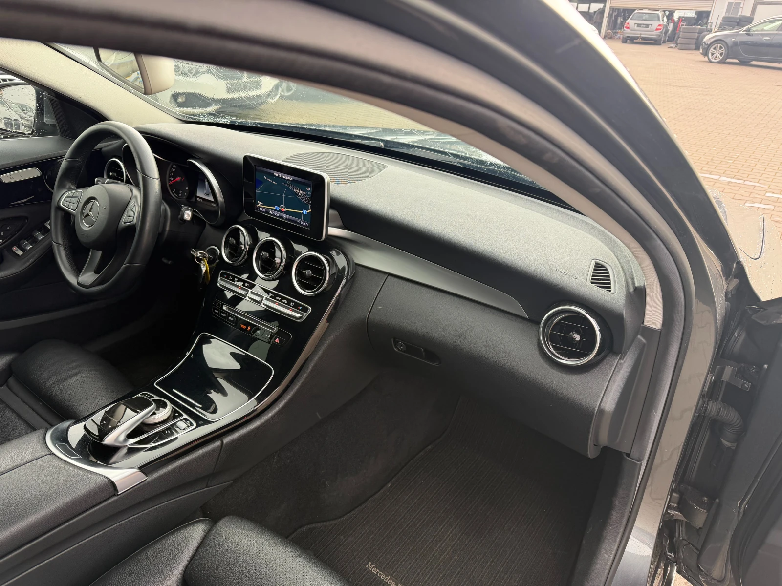 Mercedes-Benz C 220 CDI AVTOMAT/NAVI/KAMERA/KOJA EURO 6, снимка 10 - Автомобили и джипове - 53726159