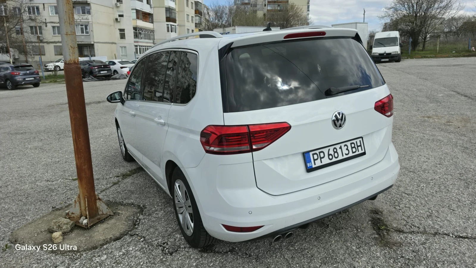 VW Touran, снимка 6 - Автомобили и джипове - 54057761
