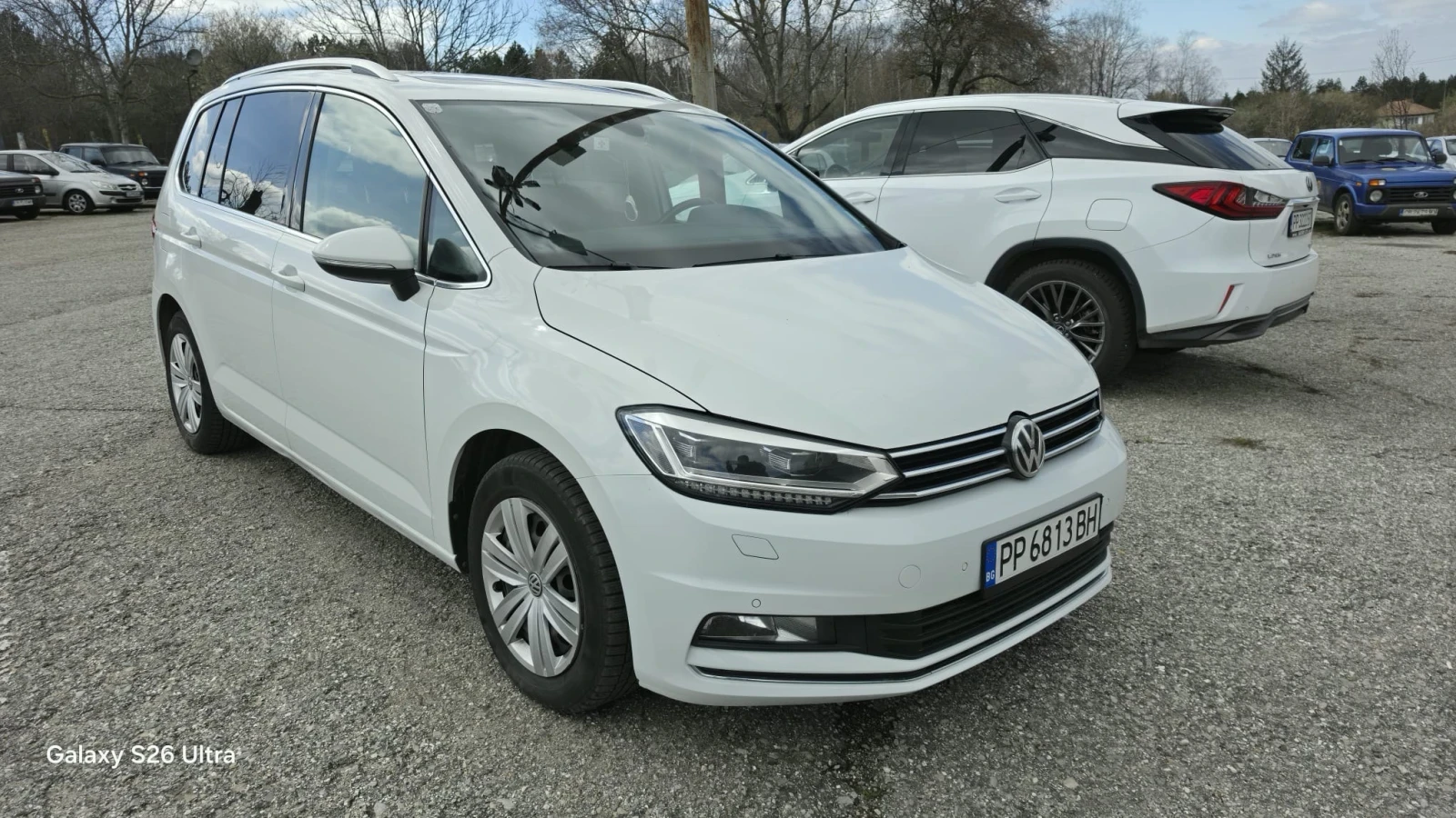 VW Touran, снимка 2 - Автомобили и джипове - 54057761