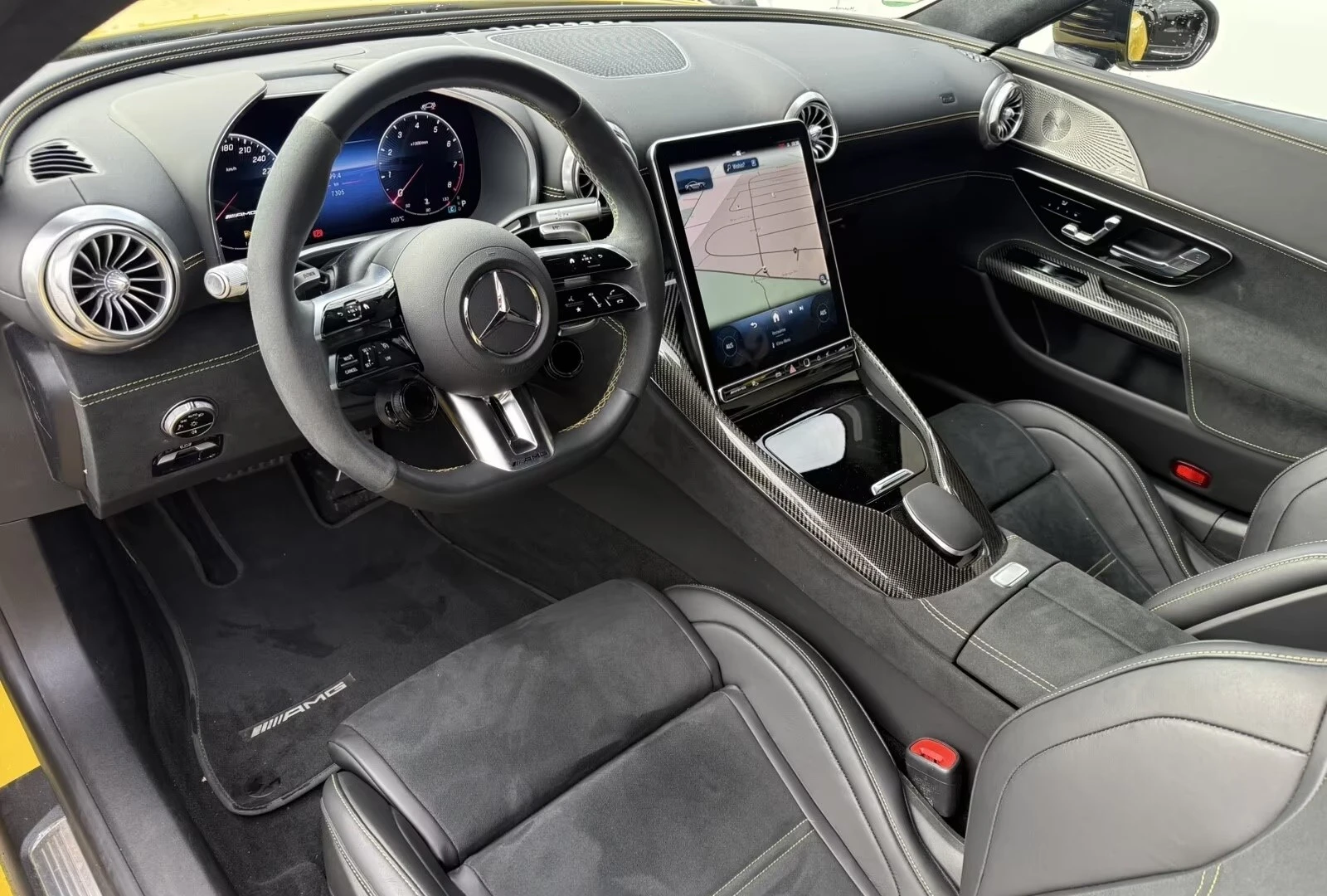 Mercedes-Benz AMG GT 63 4-MATIC COUPE AERO-PAKET CARBON BURMESTER 360, снимка 8 - Автомобили и джипове - 54231622