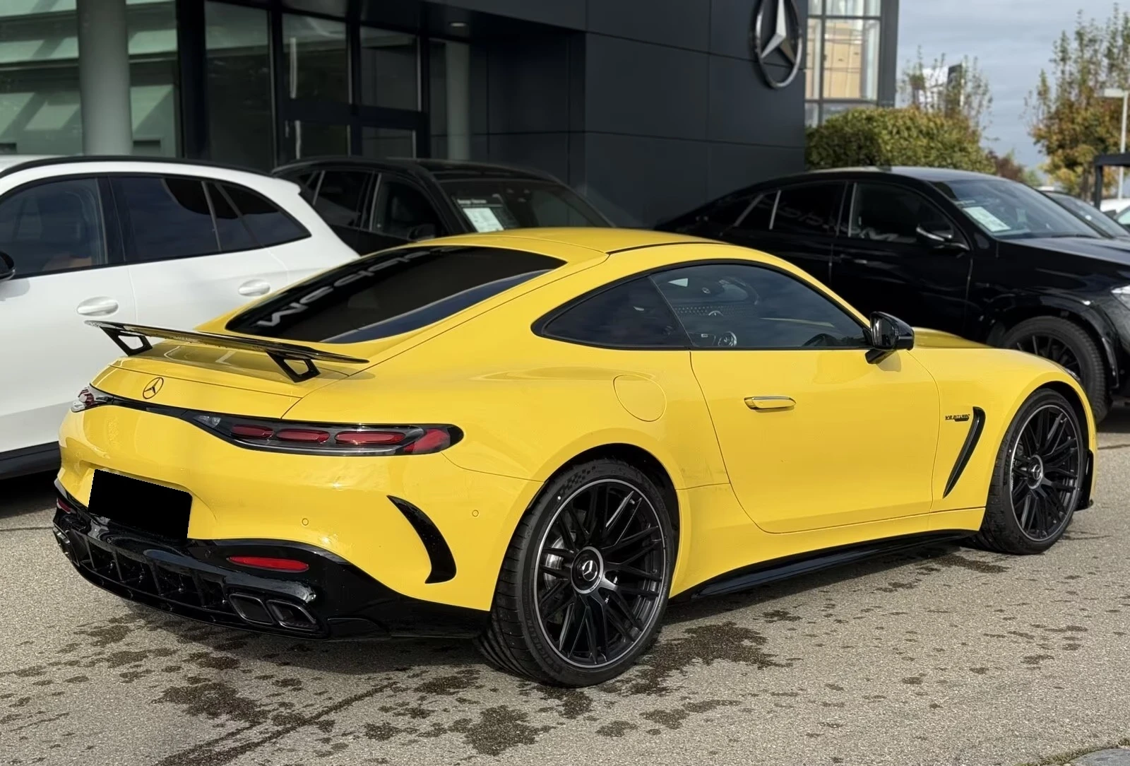 Mercedes-Benz AMG GT 63 4-MATIC COUPE AERO-PAKET CARBON BURMESTER 360, снимка 3 - Автомобили и джипове - 54231622
