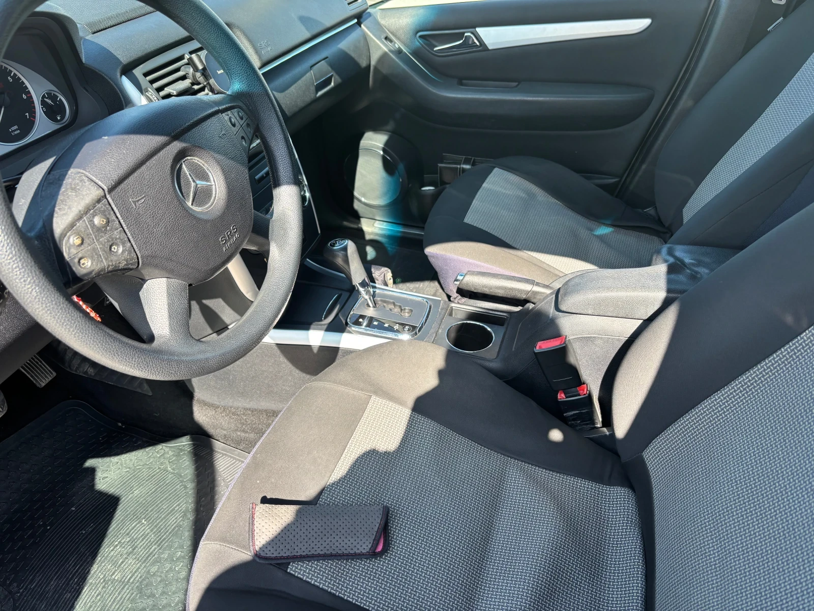 Mercedes-Benz B 200, снимка 6 - Автомобили и джипове - 54259218