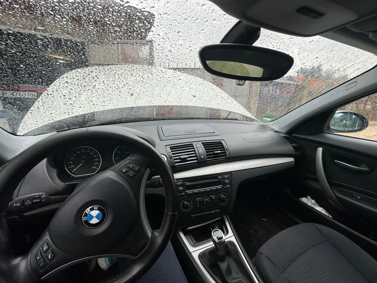 BMW 116 Бензин, снимка 7 - Автомобили и джипове - 54326973