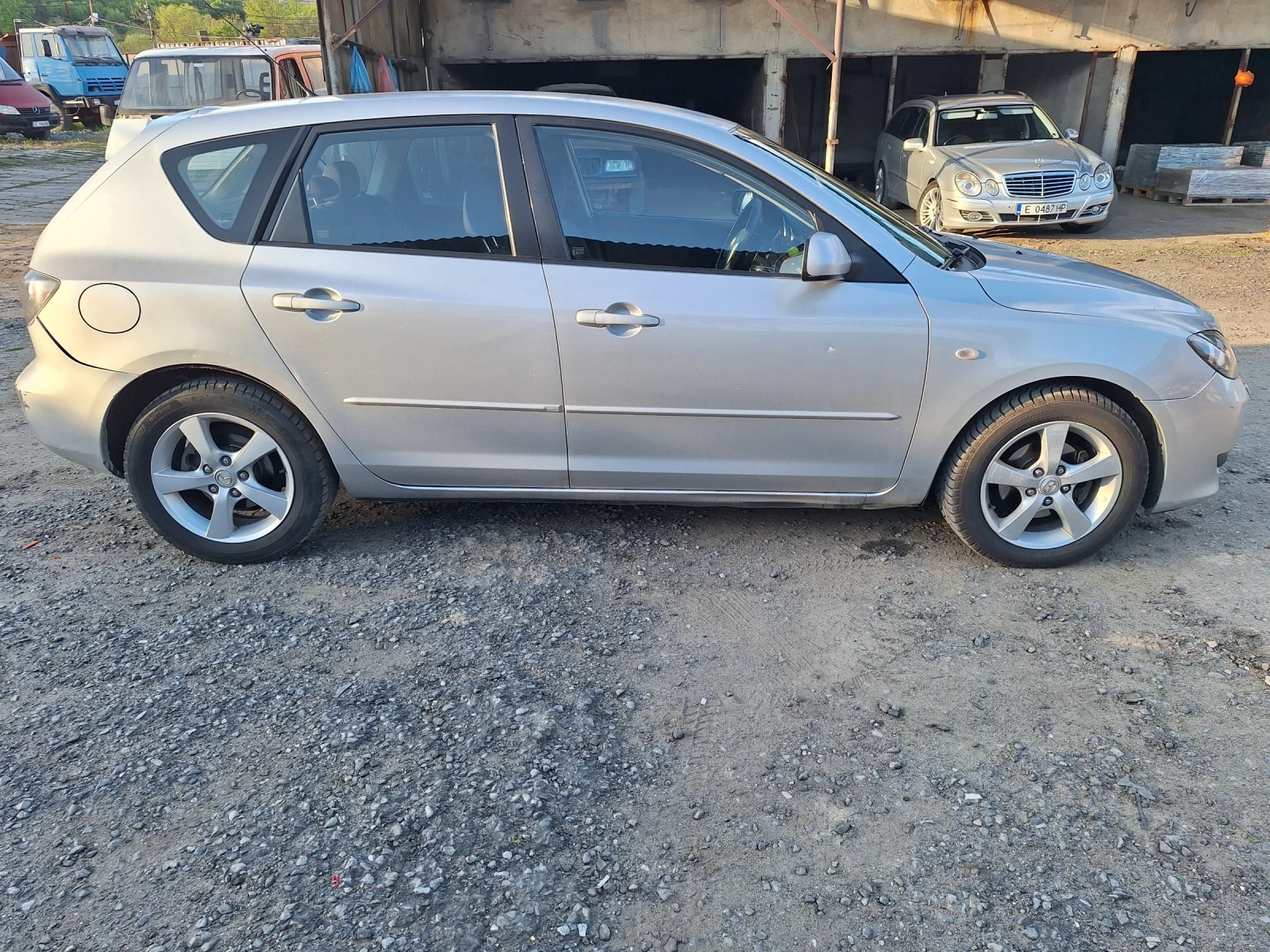 Mazda 3 1.6 HDI, снимка 3 - Автомобили и джипове - 54335411