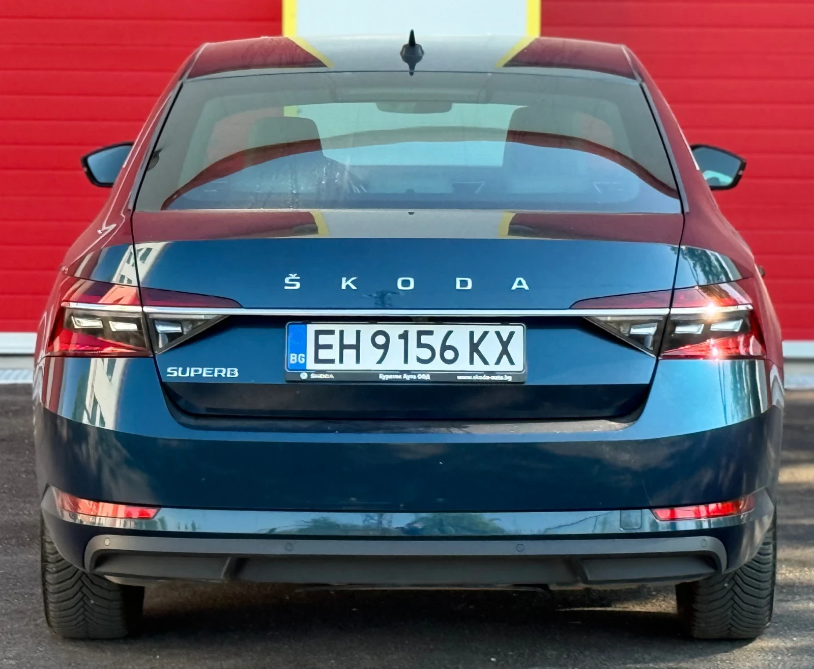 Skoda Superb 1.5* TSI* Digital* 95000km* , снимка 5 - Автомобили и джипове - 54439011
