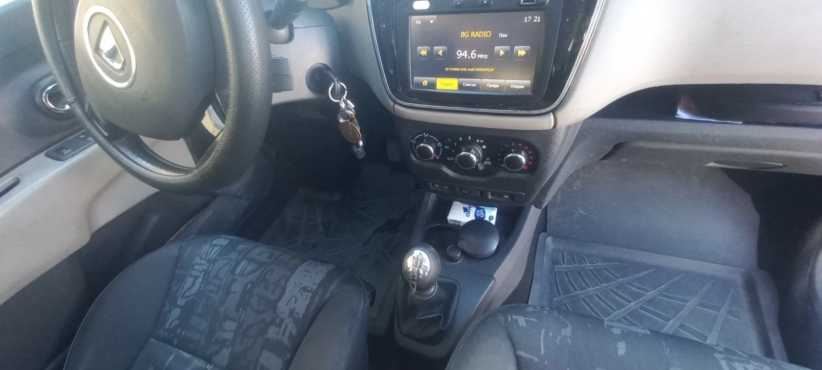 Dacia Lodgy 1.5 dci, снимка 6 - Автомобили и джипове - 54715153