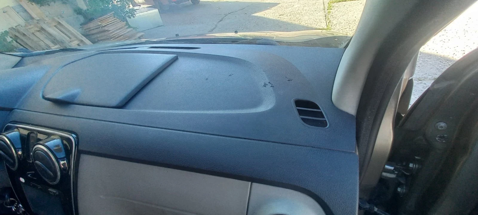 Dacia Lodgy 1.5 dci, снимка 7 - Автомобили и джипове - 54715153