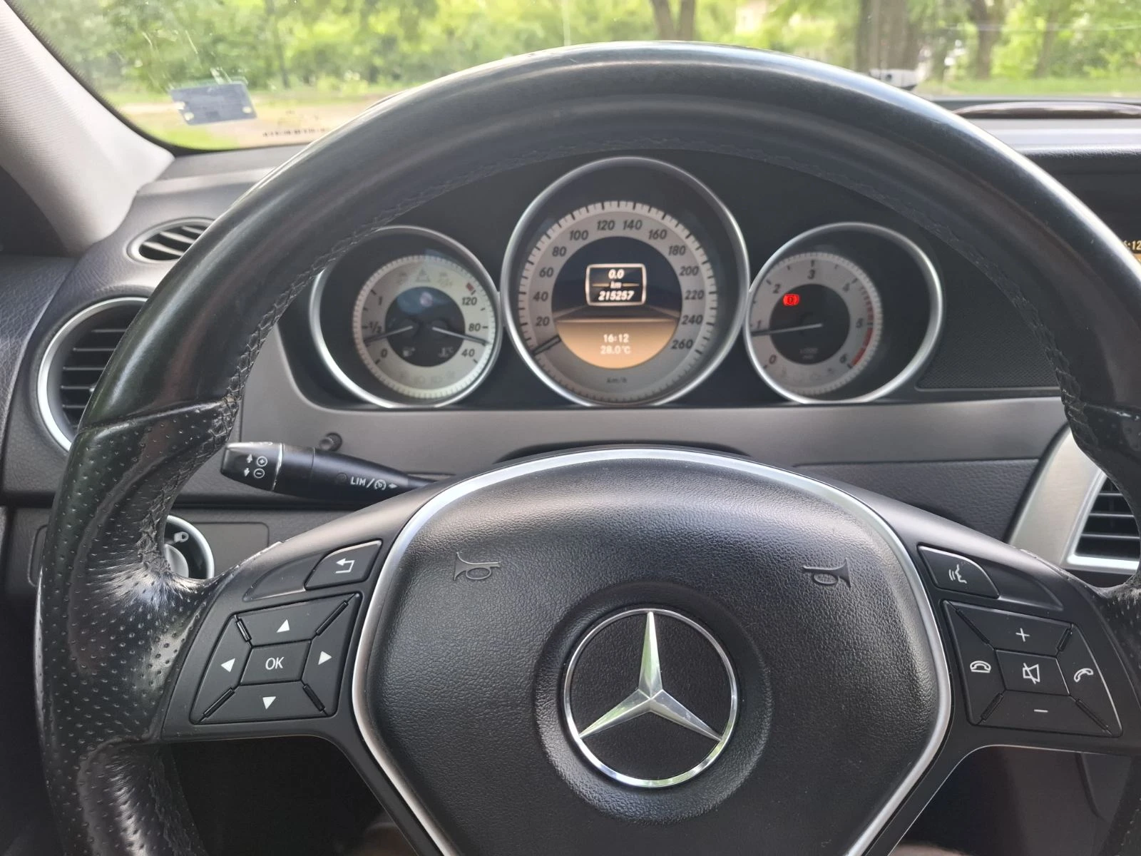 Mercedes-Benz C 180 Avantgarde, снимка 17 - Автомобили и джипове - 54980534