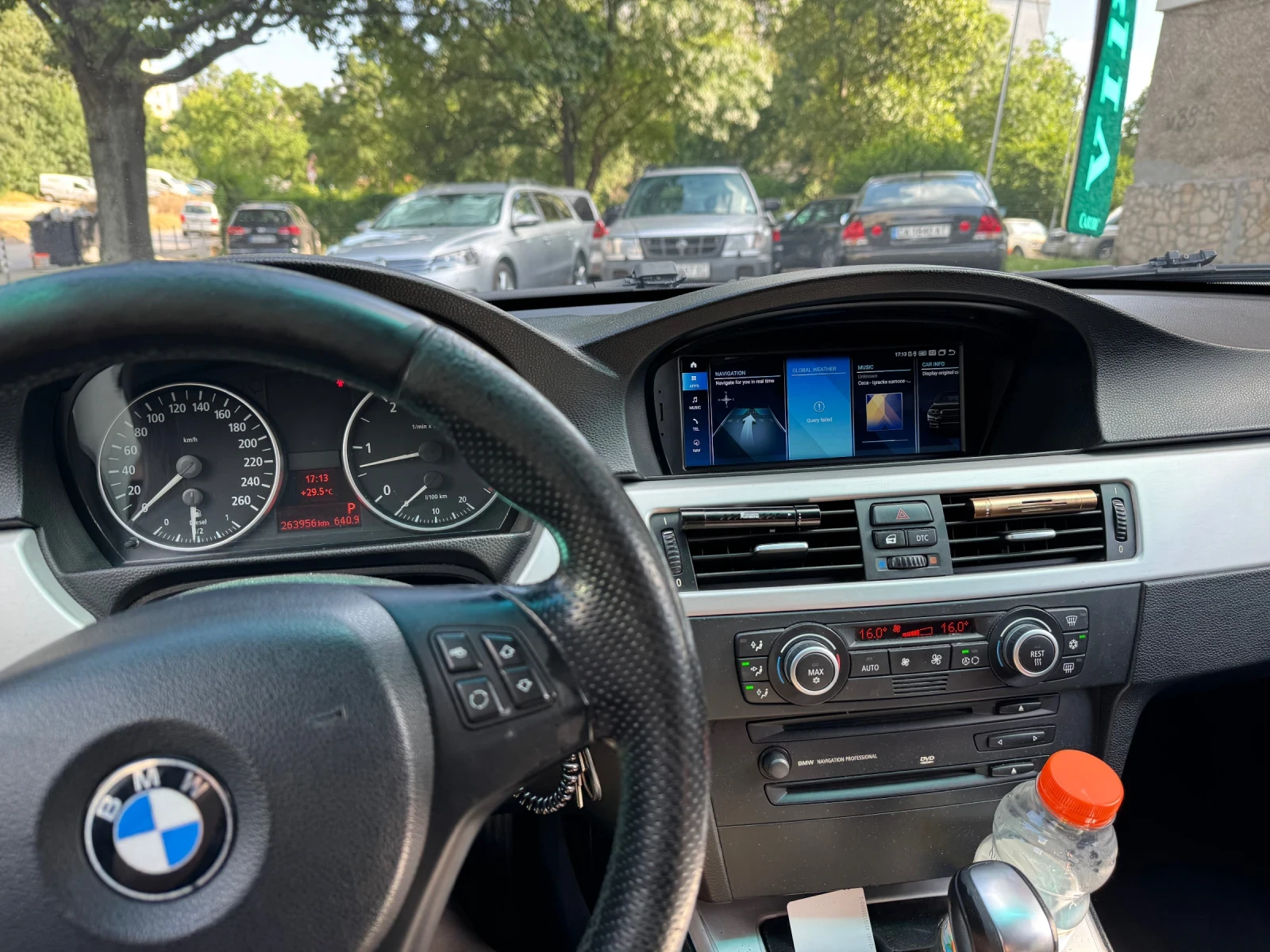 BMW 330, снимка 6 - Автомобили и джипове - 54991353