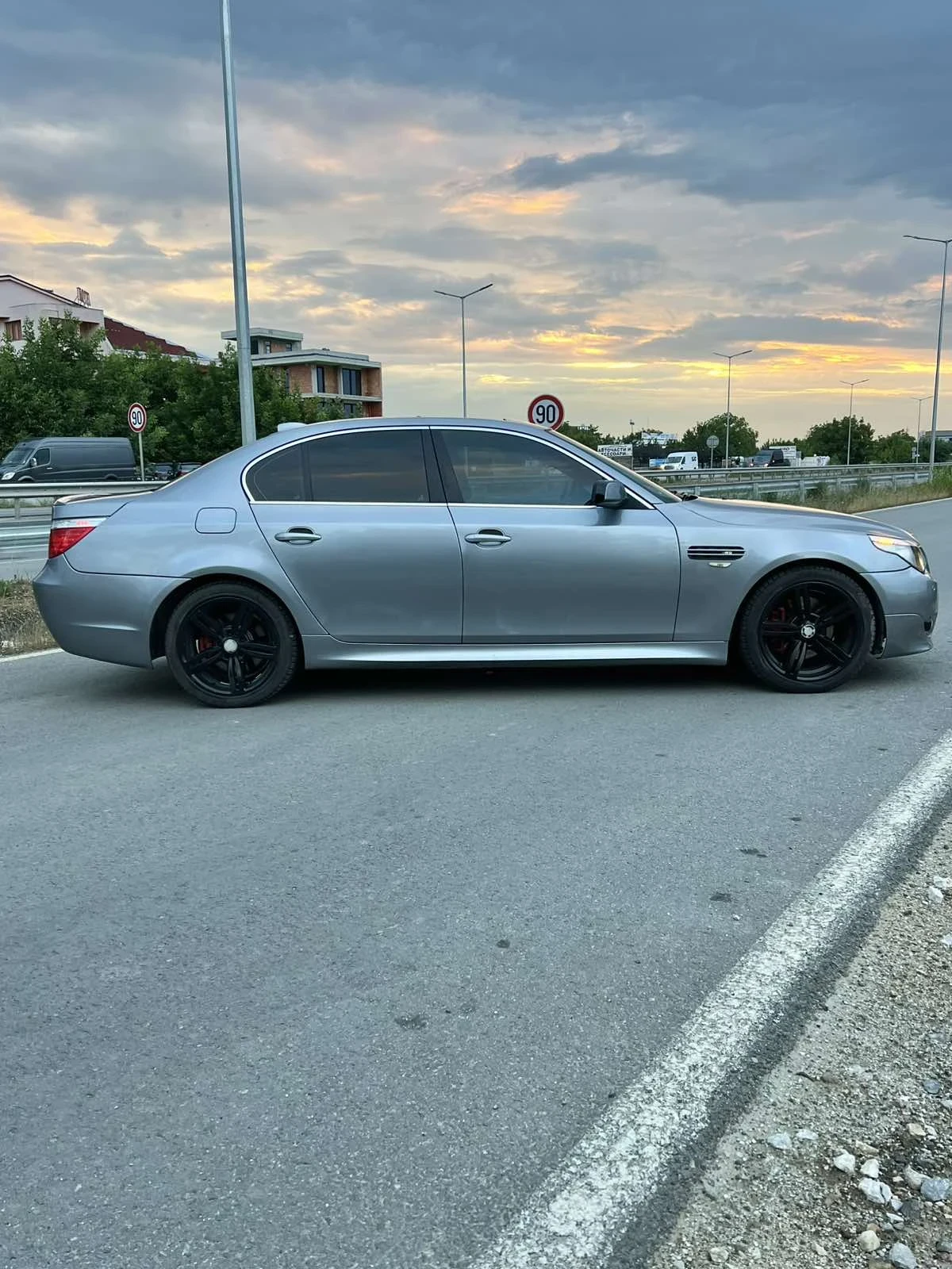BMW 530 3.0 TDI, 218 k.c., снимка 6 - Автомобили и джипове - 55140628
