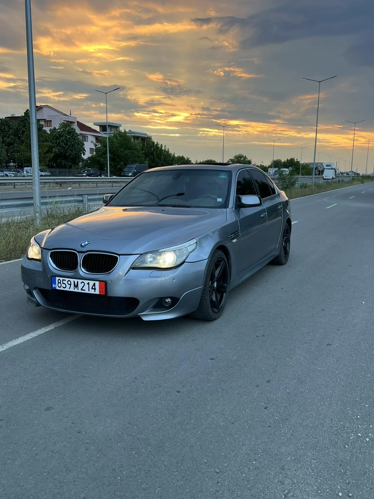 BMW 530 3.0 TDI, 218 k.c., снимка 3 - Автомобили и джипове - 55140628