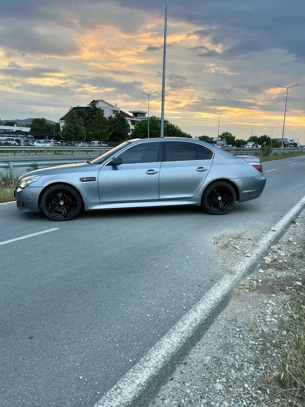 BMW 530 3.0 TDI, 218 k.c., снимка 5 - Автомобили и джипове - 55140628