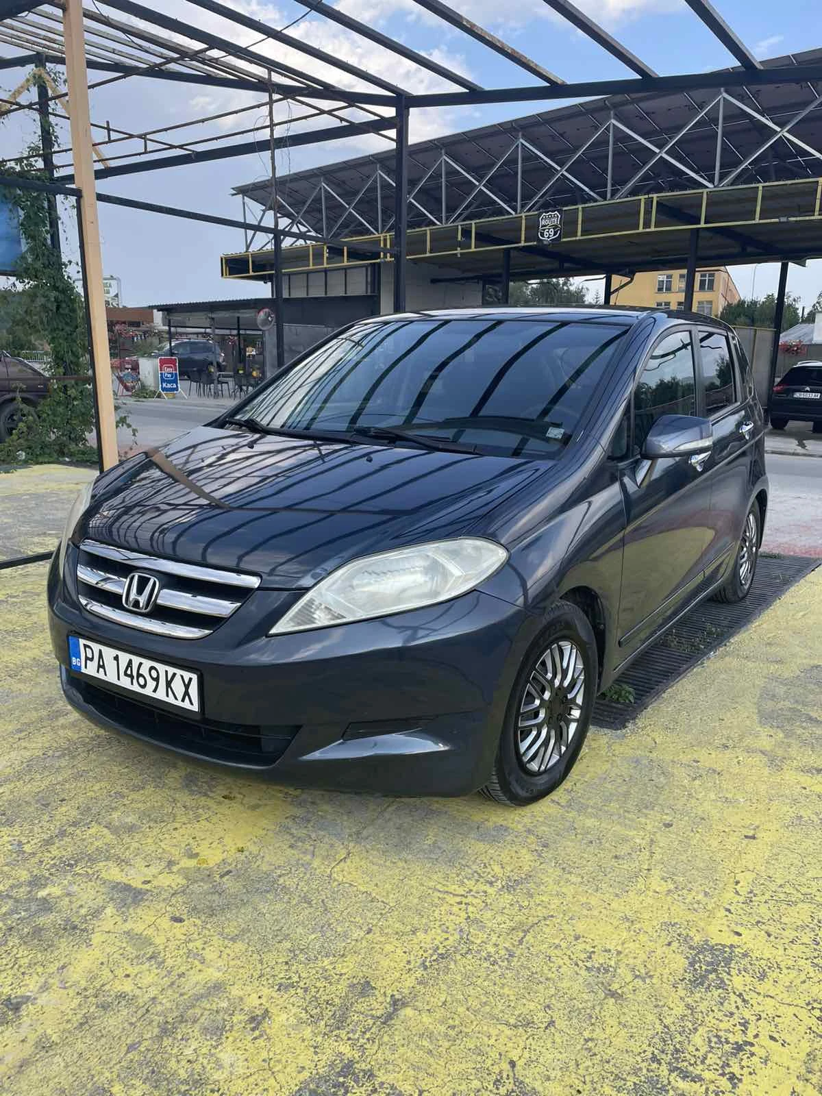 Honda Fr-v, снимка 2 - Автомобили и джипове - 55352532