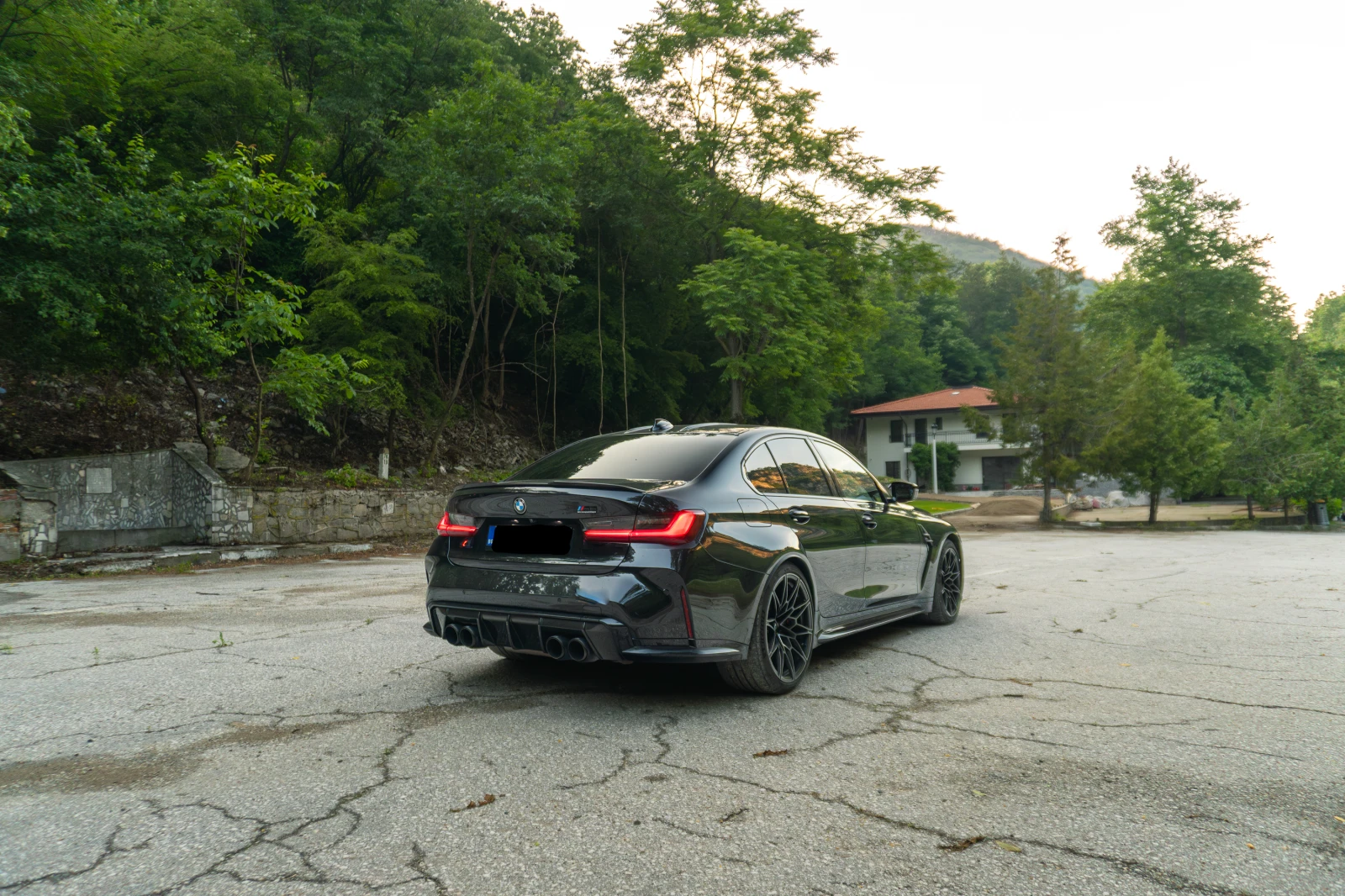 BMW M3 COMPETITION /X-DRIVE/ AKRAPOVIC, снимка 4 - Автомобили и джипове - 55392619