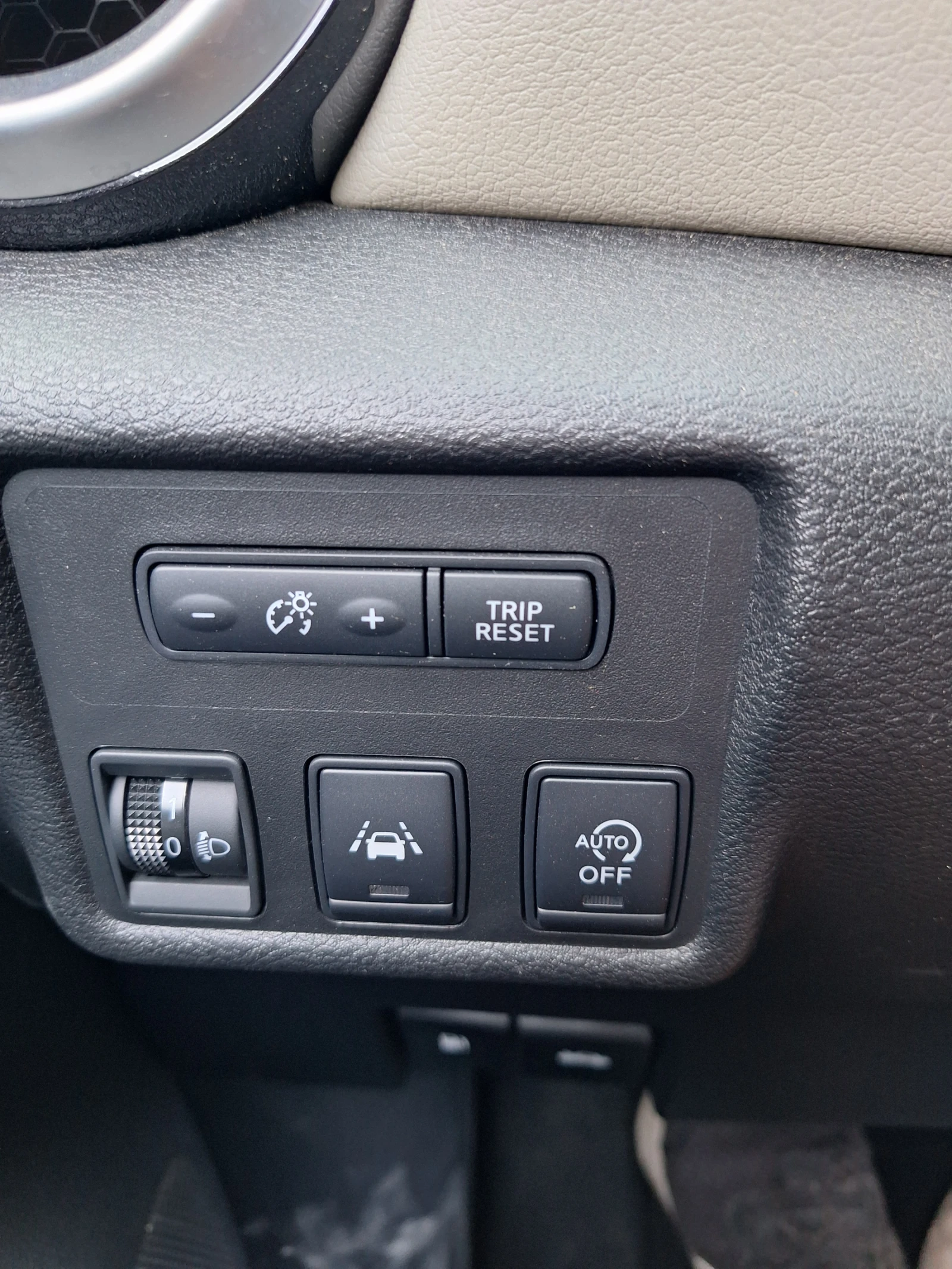 Nissan Micra 0.9T BOSE TEKNA, снимка 13 - Автомобили и джипове - 55506524