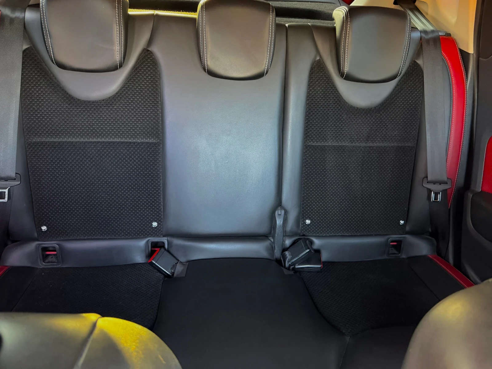 Renault Clio, снимка 9 - Автомобили и джипове - 55565813