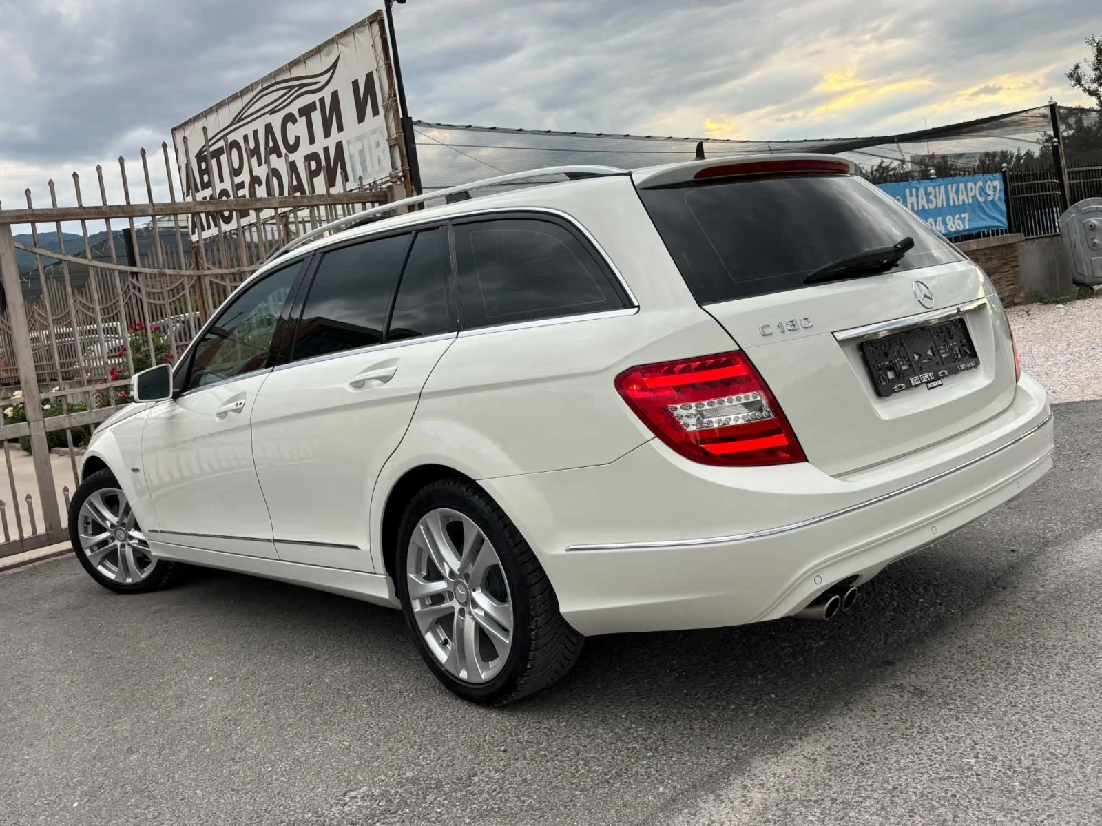 Mercedes-Benz C 180 1.8/ AVANTGARD/ ПАРКТРОНИК/ НАВИГАЦИЯ/ FACELIFT, снимка 5 - Автомобили и джипове - 55565830