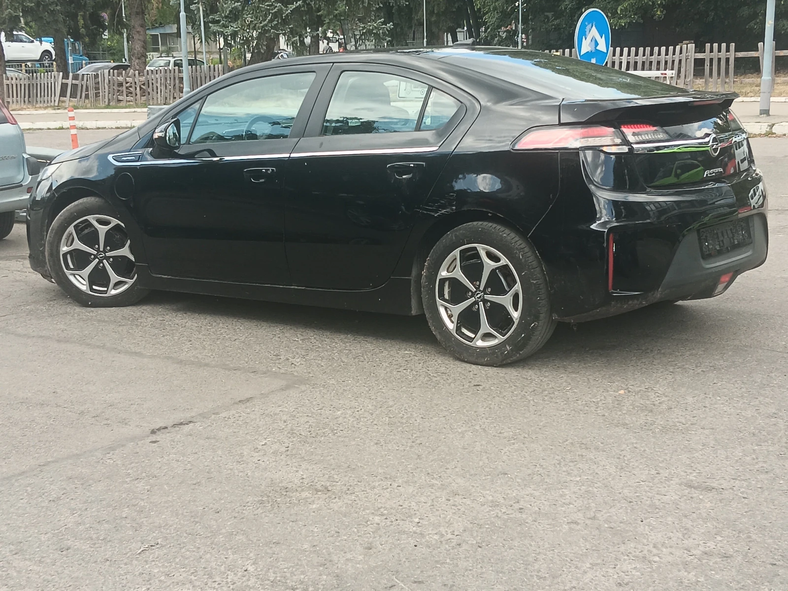 Opel Ampera, снимка 12 - Автомобили и джипове - 55668306