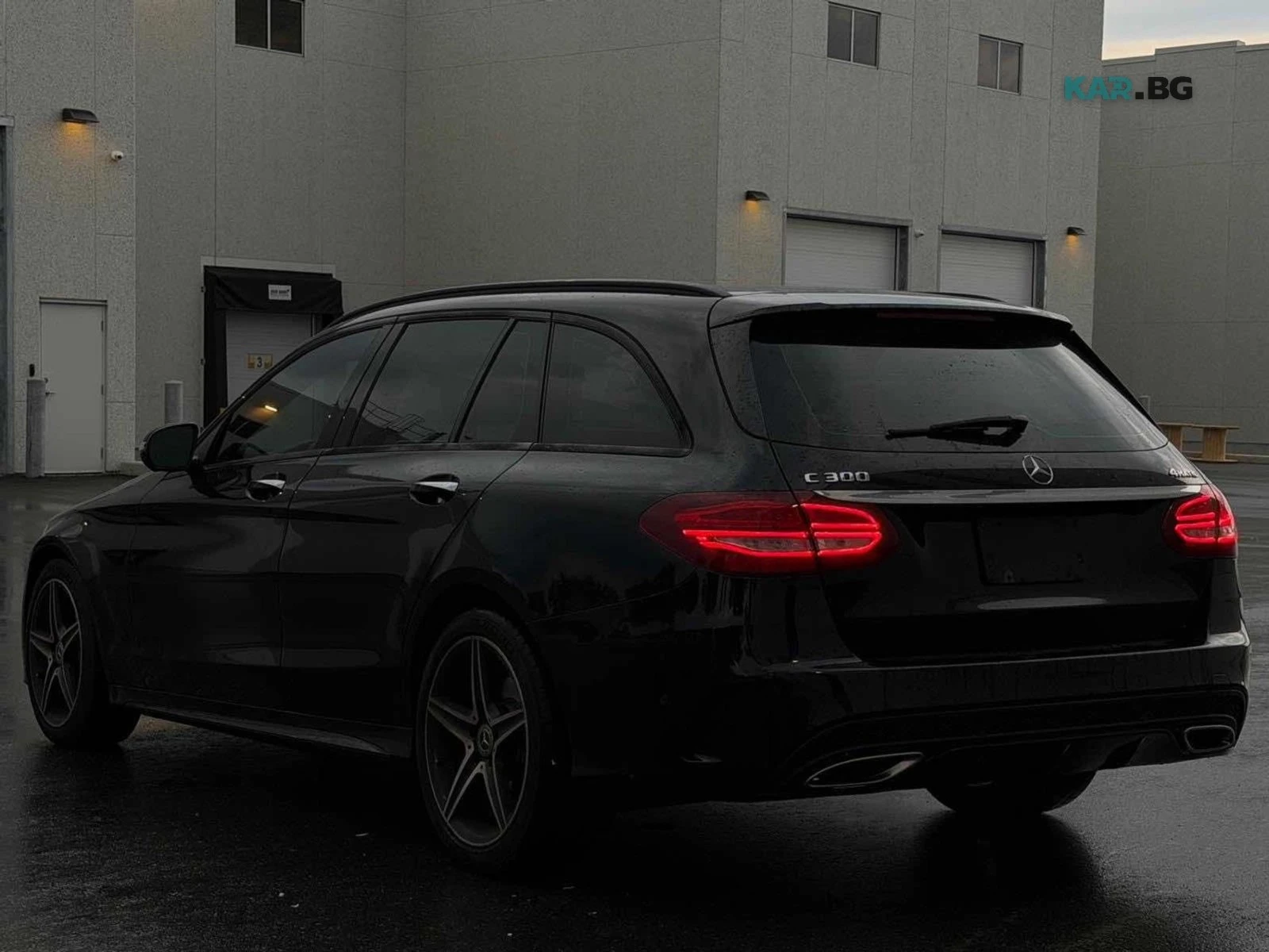 Mercedes-Benz C 300 Рядка конфигурация * АвтоКредит* (ЦЕНА ДО БГ)* , снимка 7 - Автомобили и джипове - 55886674