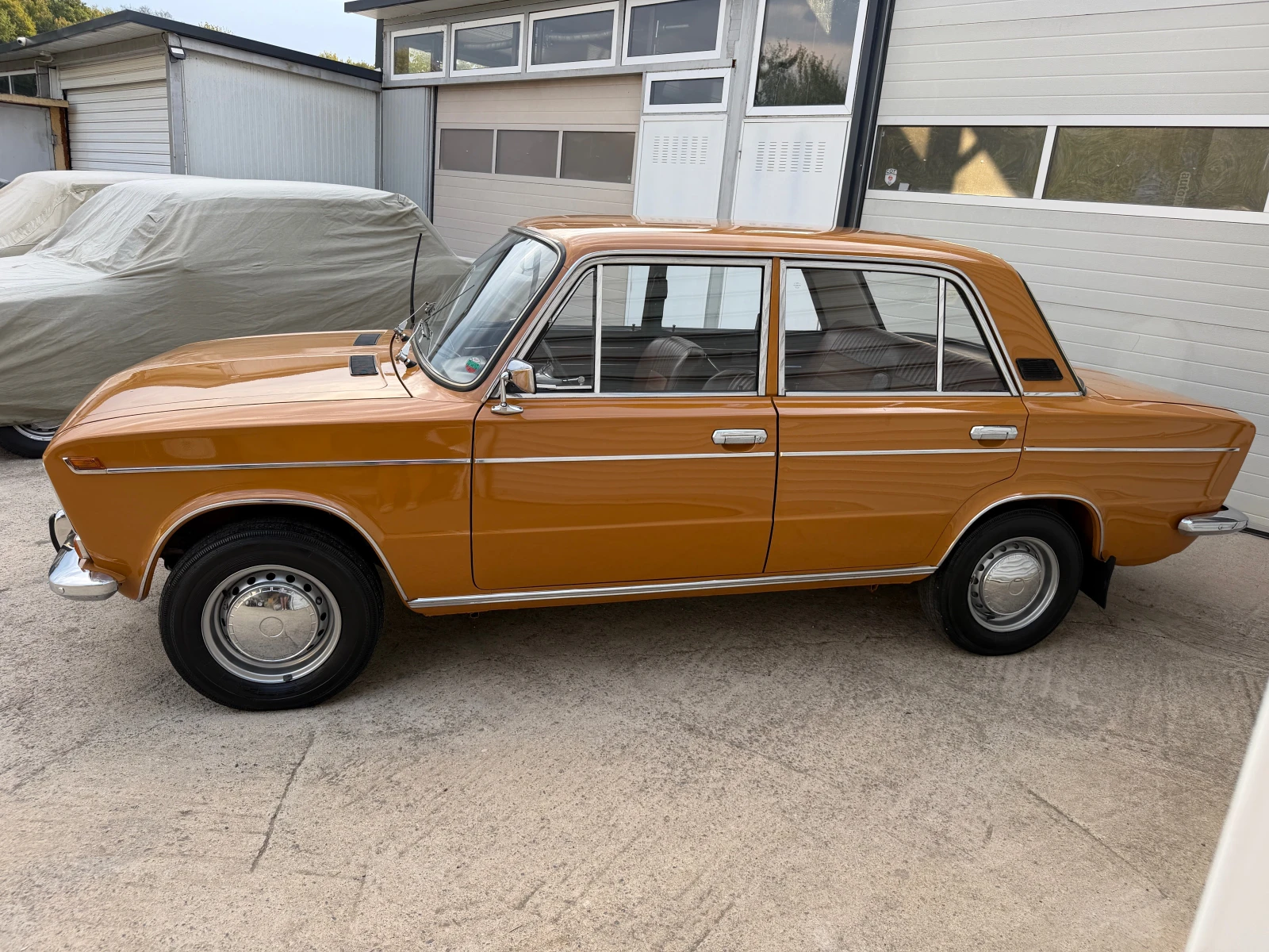 Lada 2103 ТОП СЪСТОЯНИЕ ТОП УНИКАТ, снимка 2 - Автомобили и джипове - 56225660