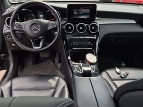 Mercedes-Benz GLC 300 ПОДГРЕВИ * ПАНО * KEYLESS * CARFAX, снимка 10
