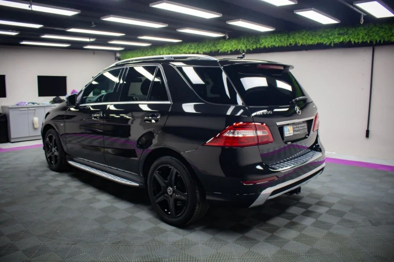 Mercedes-Benz ML 550 AMG 4matic, снимка 4 - Автомобили и джипове - 43310648