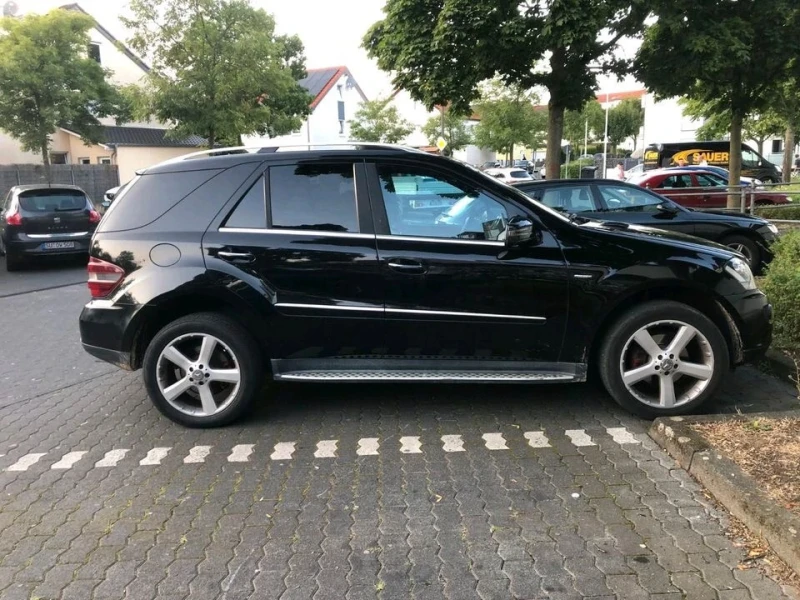 Mercedes-Benz ML 320 CDI Уникат, снимка 2 - Автомобили и джипове - 47041627