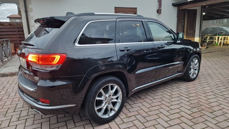 Jeep Grand cherokee 3.0D SUMMIT , снимка 4 - Автомобили и джипове - 48228131