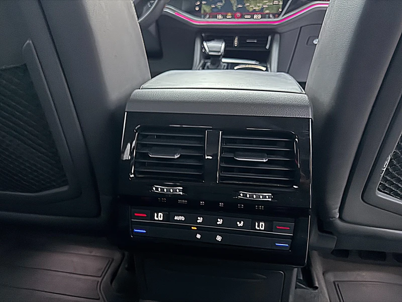 VW Touareg ПРОДАДЕНА !!!, снимка 15 - Автомобили и джипове - 51663183