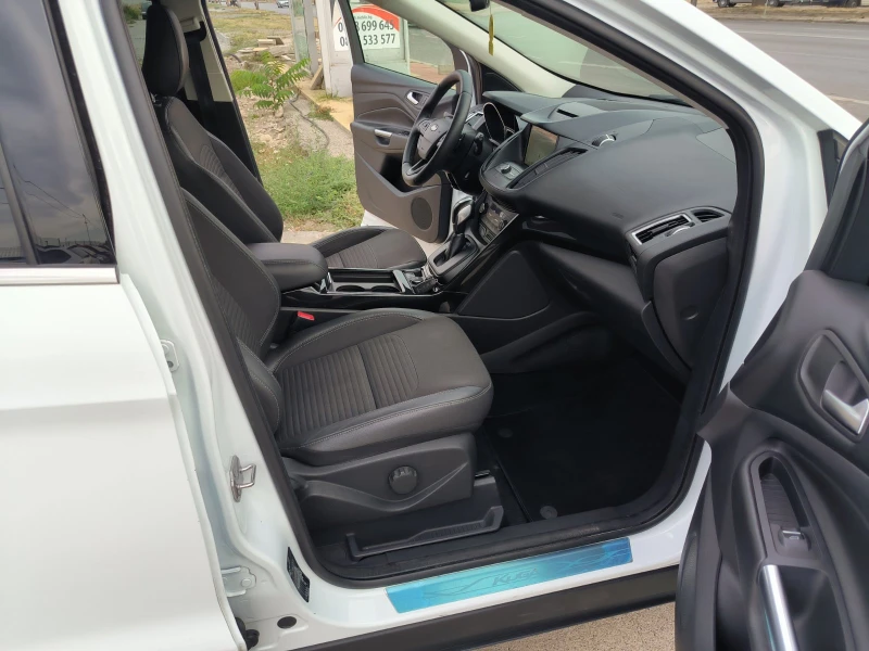 Ford Kuga 1.5d-Navi-Keyless-Kamera-Automat-Euro-6B, снимка 17 - Автомобили и джипове - 51743030