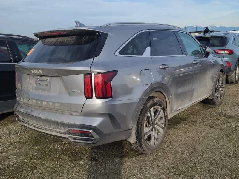 Kia Sorento  SX* Подгрев* Обдух* Памет на седалките* Панорама, снимка 3 - Автомобили и джипове - 53418871