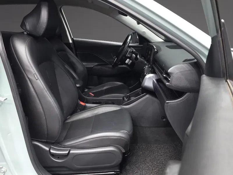 Hyundai Kona 1.6 Turbo 2Wd Premium, снимка 11 - Автомобили и джипове - 55616444
