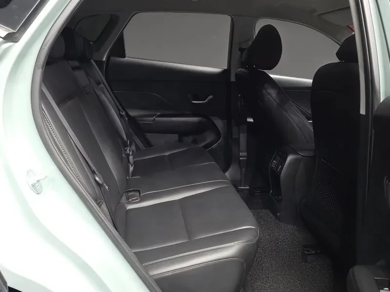Hyundai Kona 1.6 Turbo 2Wd Premium, снимка 12 - Автомобили и джипове - 55616444