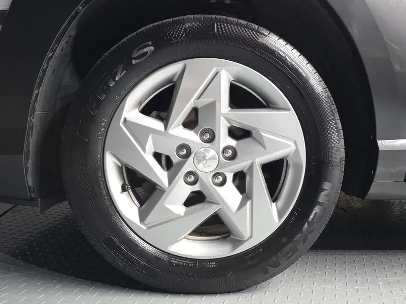 Hyundai Kona 1.6 Turbo 2Wd Premium, снимка 5 - Автомобили и джипове - 55616444