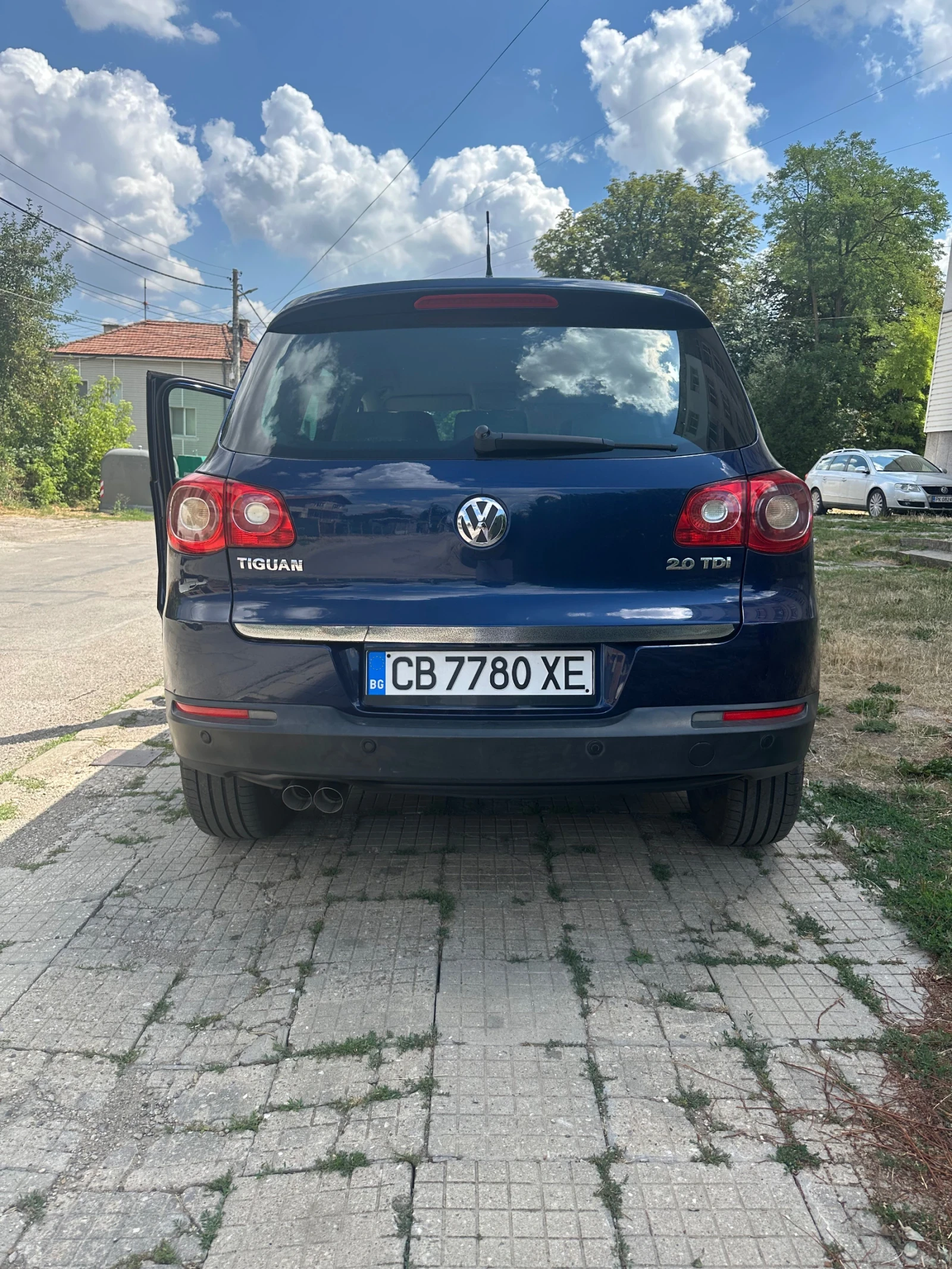 VW Tiguan 2.0 - изображение 3