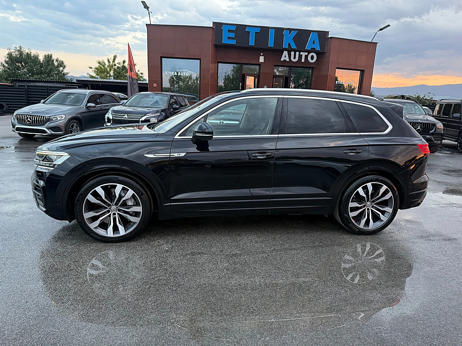 VW Touareg 4.0d-Rline-Led-Bixenon-360Kameri-Обдухване-Подгряв - изображение 5