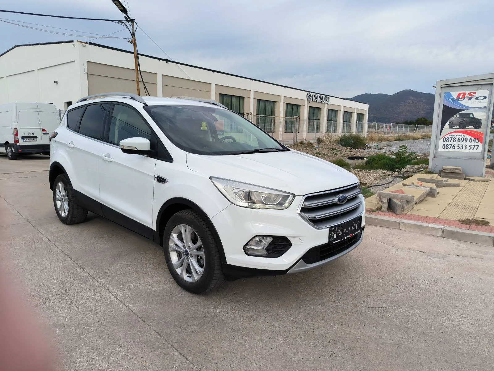 Ford Kuga 1.5d-Navi-Keyless-Kamera-Automat-Euro-6B - изображение 3