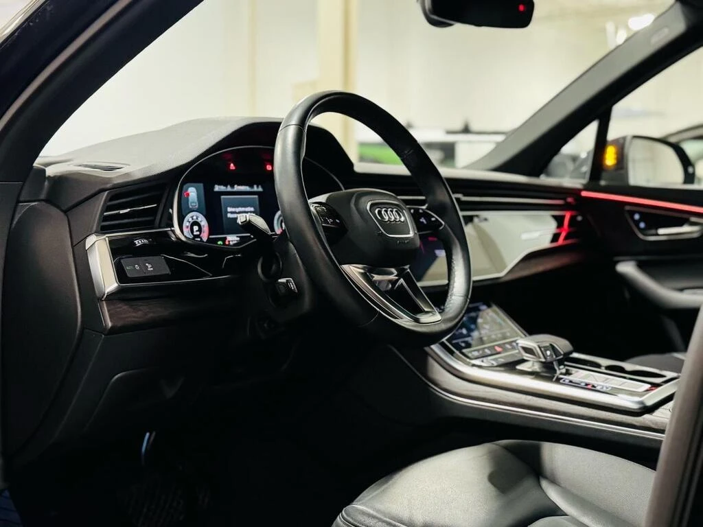 Audi Q7 * Komfort * CARFAX * БЕЗ ПЪРВОНАЧАЛНА ВНОСКА - изображение 9
