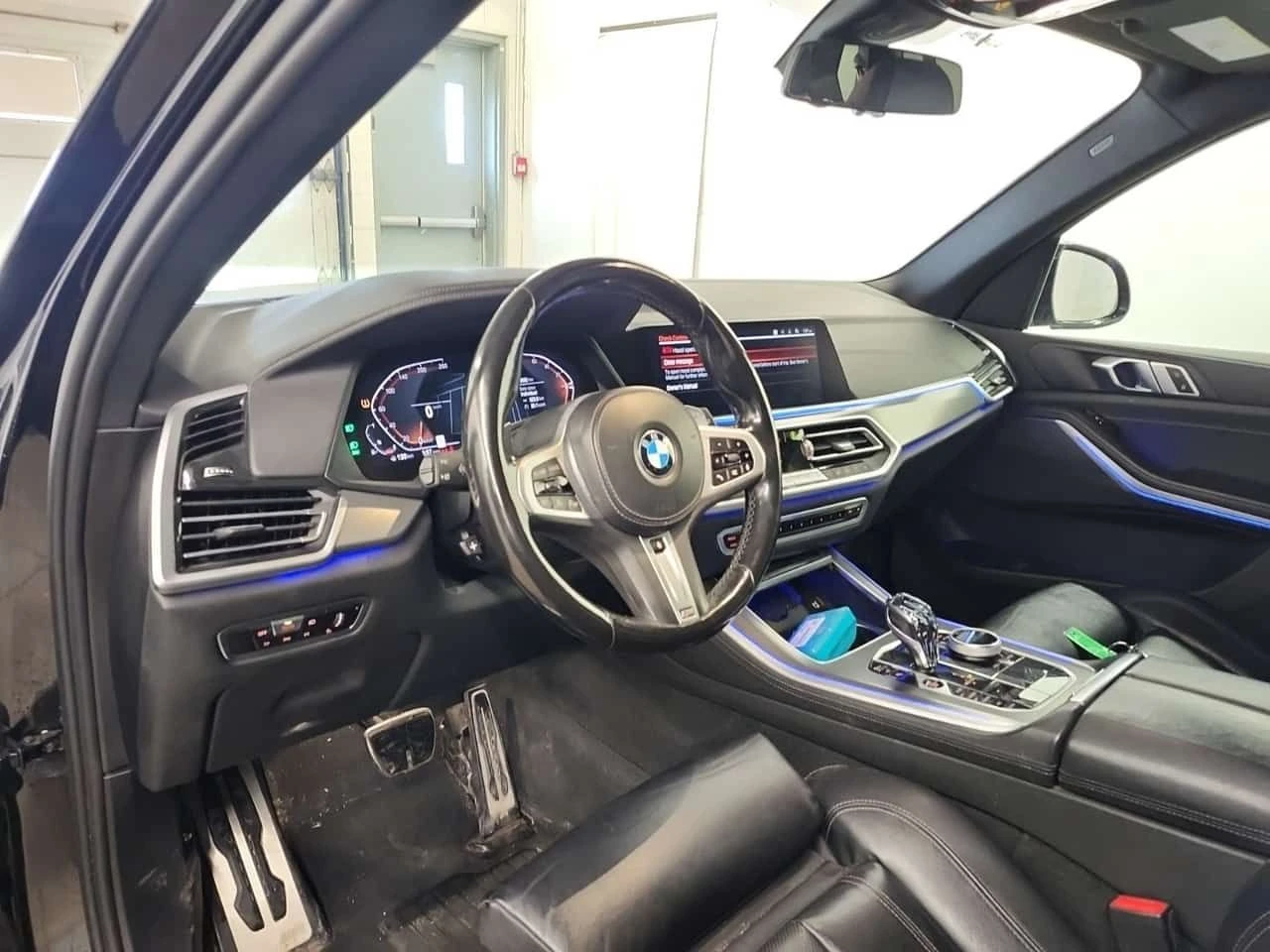 BMW X5   XDRIVE40I | SWAROVSKI | CARFAX - изображение 10