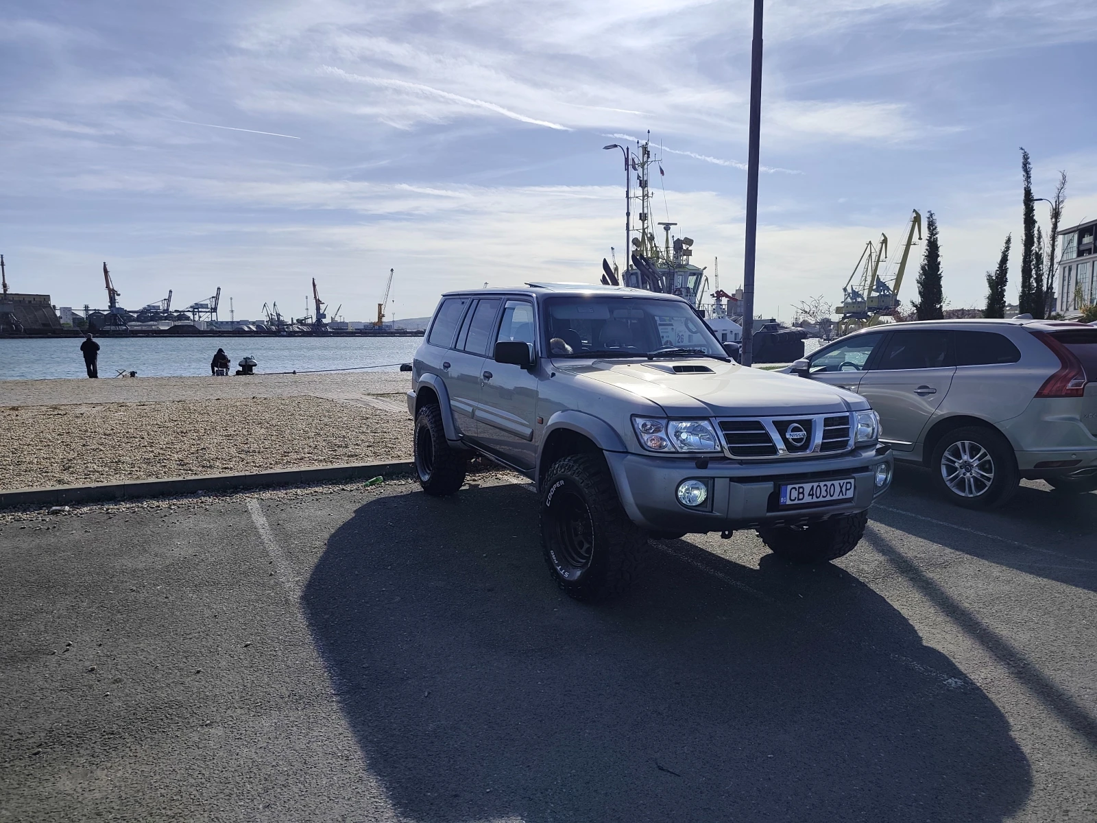 Nissan Patrol y61, снимка 2 - Автомобили и джипове - 54345796