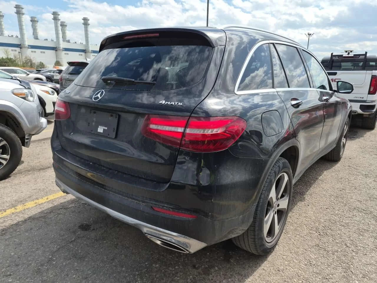 Mercedes-Benz GLC 300 ПОДГРЕВИ * ПАНО * KEYLESS * CARFAX, снимка 3 - Автомобили и джипове - 54479960