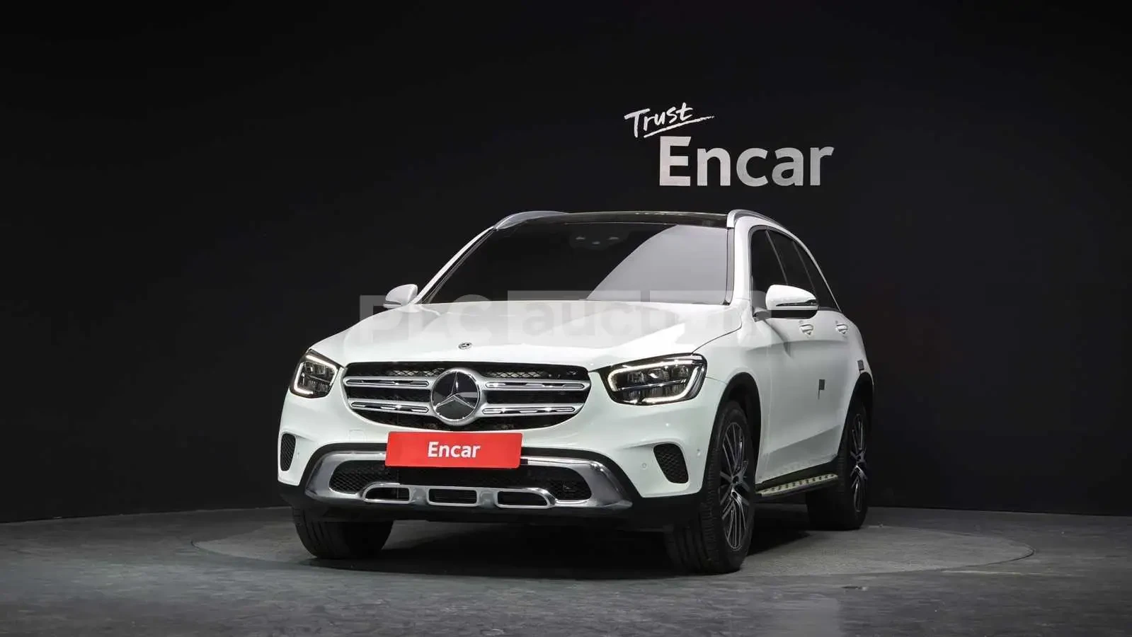 Mercedes-Benz GLC 300 4MATIC| ПАНОРАМА| КАМЕРА| HEADS UP| ВКЛ.ТЕХНОТЕСТ, снимка 3 - Автомобили и джипове - 54759278